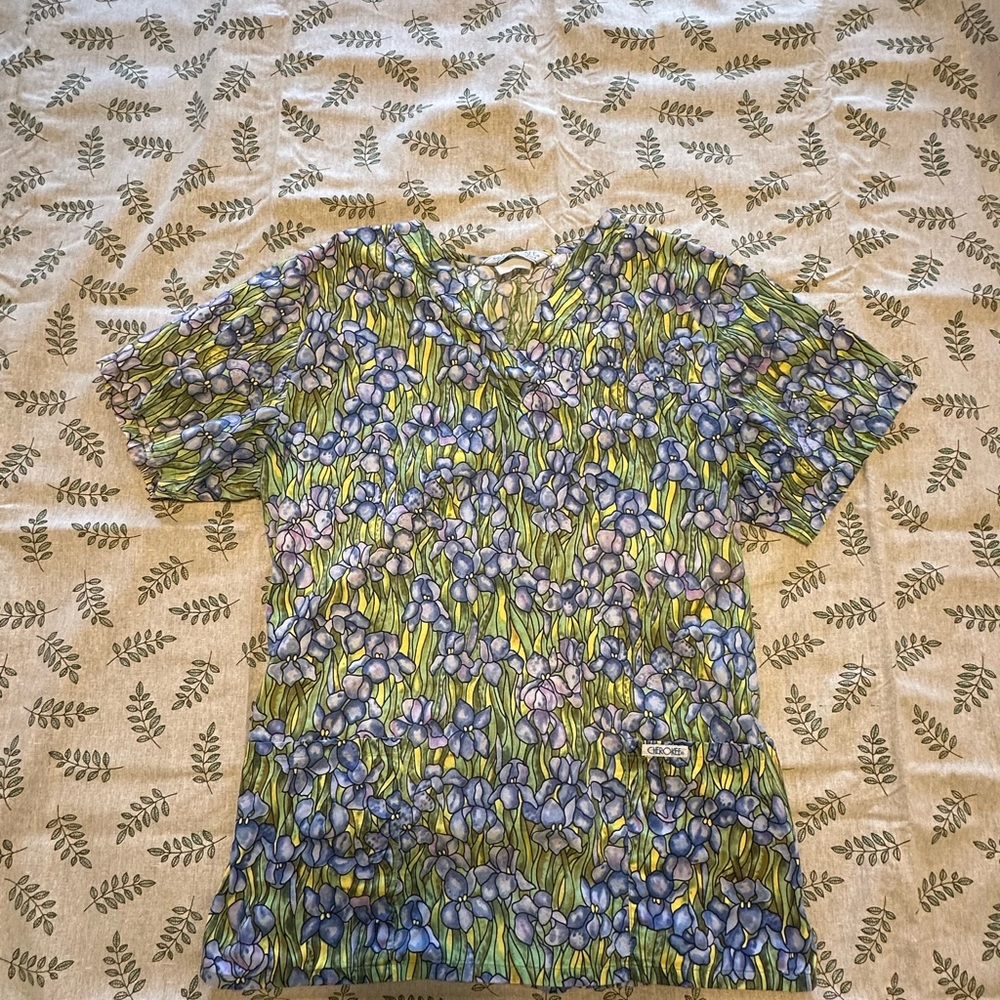 Cherokee Floral V-Neck Scrub Top in Purple and Green